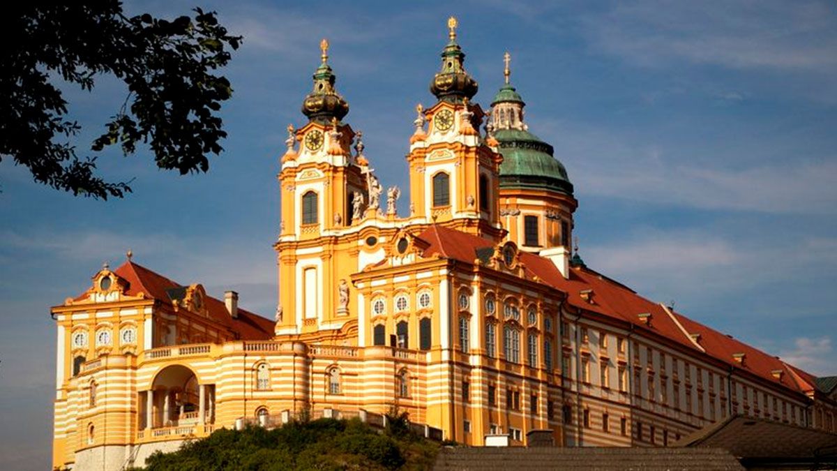 School Stiftsgymnasium Melk