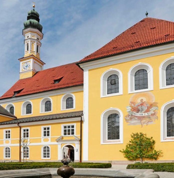 School image Gymnasium Seligenthal