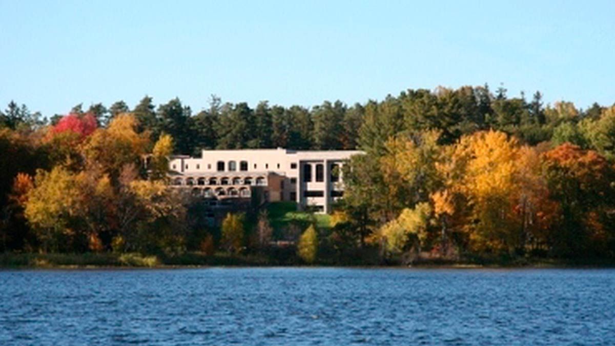 School Saint John's Preparatory School