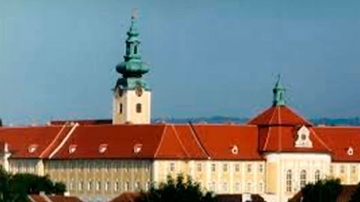School Stiftsgymnasium Seitenstetten